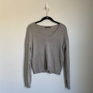 Brandy Melville Sweater